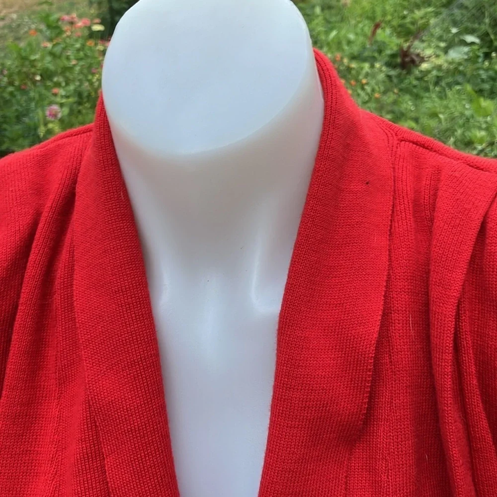 1980’s rrrrruss Russ Togs pleated shoulder sleeveless low close sweater M wool